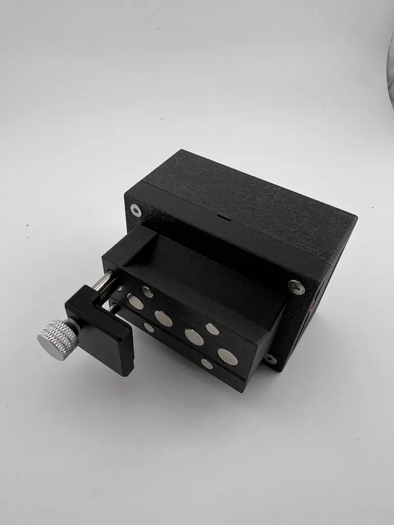 Push-To Air